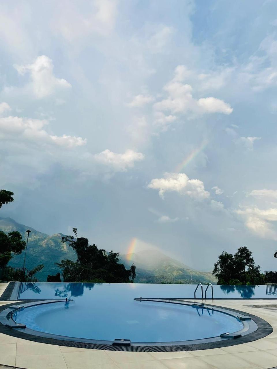 Moi Ella By Dbi Hotel Luaran gambar